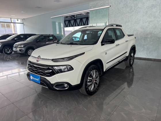 FIAT TORO 2.0 16V TURBO DIESEL VOLCANO 4WD AT9
